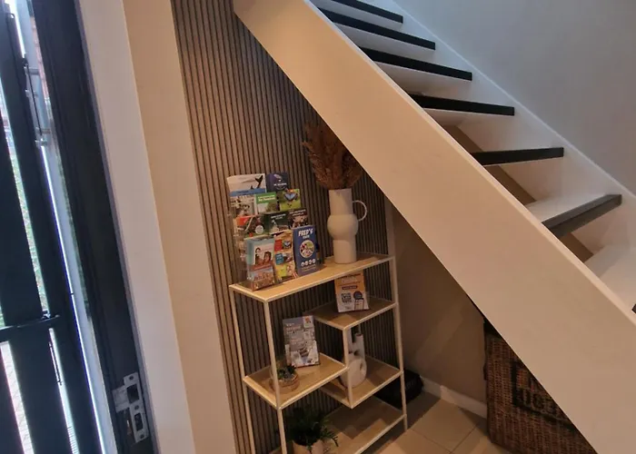 לינה וארוחת בוקר Bij Ons Op De Hoep. 3*